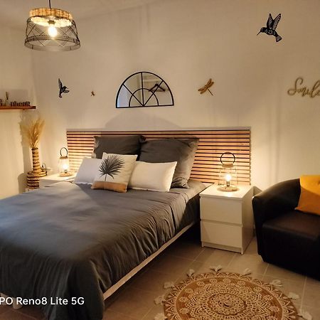 Appartamento Eden En Luberon Roussillon en Isere Esterno foto