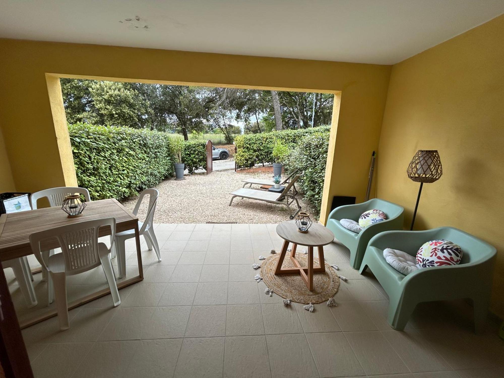 Appartamento Eden En Luberon Roussillon en Isere Esterno foto